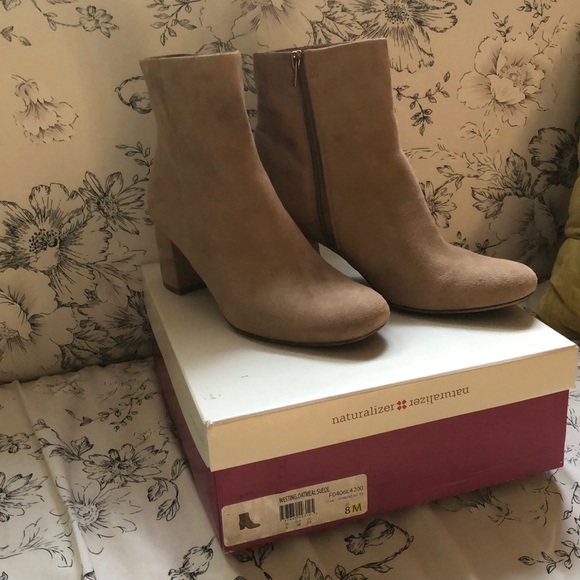 naturalizer westing bootie